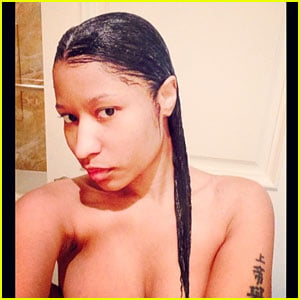 Nicki Minaj Goes Topless & Makeup Free in Shower Selfies
