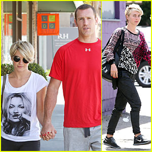 Julianne Hough Doesn't Shy Away From Showing Love for Boyfriend Brooks Laich & Kate Moss!