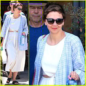Maggie Gyllenhaal Shows Some Skin at Lunch!