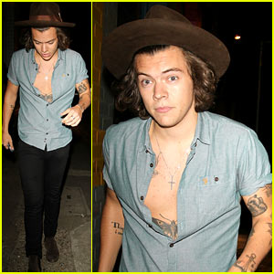 Harry Styles Leaves His Shirt Unbuttoned a Bit & We're Not Complaining!