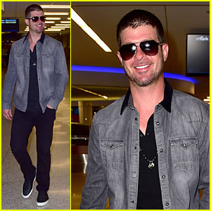 Robin Thicke’s Dad Alan Gives Advice During His Separation From Wife