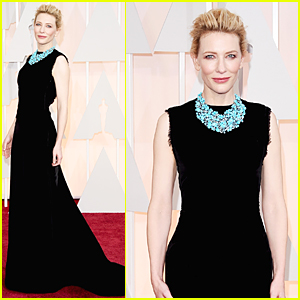 Cate Blanchett Makes Huge Necklace Statement at Oscars 2015