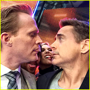 ‘Avengers: Age of Ultron’ Cast Took Epic Selfies at the Premiere