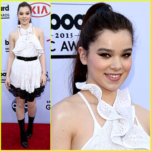 Hailee Steinfeld Supports Taylor Swift at Billboard Awards 2015 | 2015