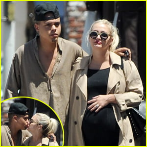Ashlee Simpson's Husband Evan Ross Shares New Photos From Their Wedding!