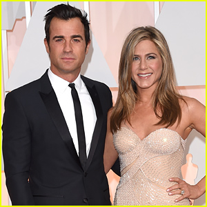 Jennifer Aniston & Justin Theroux Are Married!