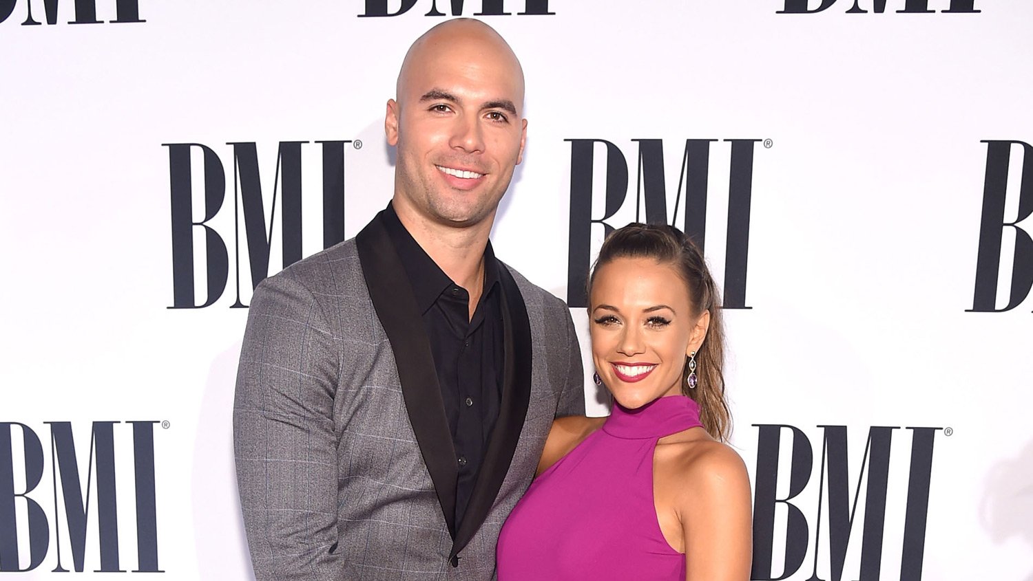 Pregnant Jana Kramer Flaunts Baby Bump in FormFitting Dress Amber