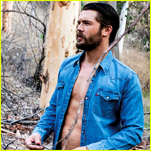Charlie Weber Shows Some Skin for ‘Da Man’ Magazine | Charlie Weber