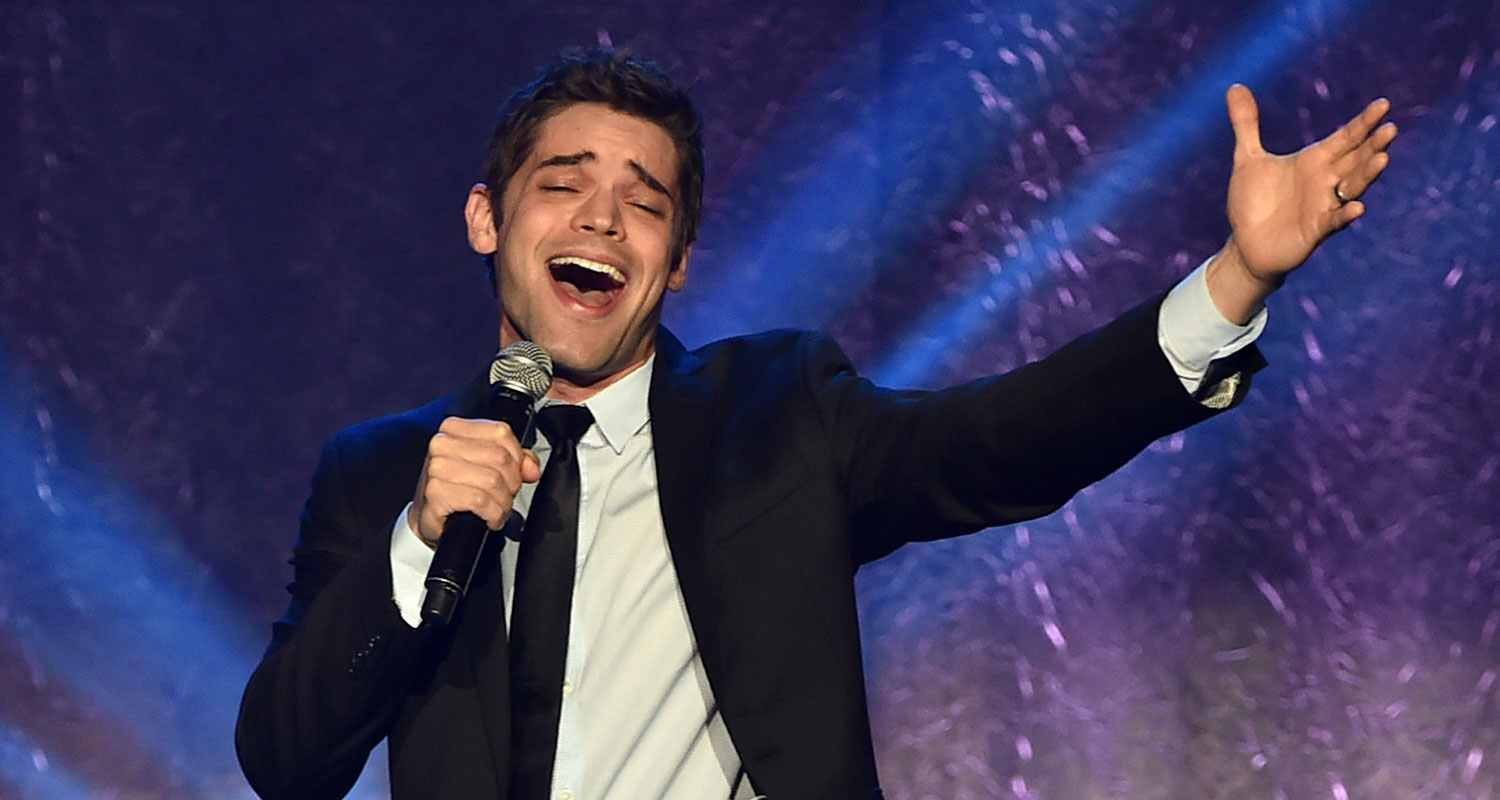 Listen to Jeremy Jordan Sing Epic Disney Song Medley! | Jeremy Jordan