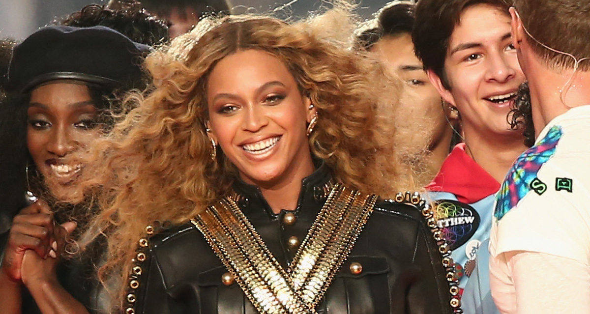 Beyonce Knowles Dances to ‘Formation’ at Super Bowl 2016 Party ...