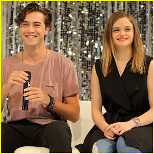 Joey King & Ryan McCartan Mentor Young Kids with Celebrity Experience!