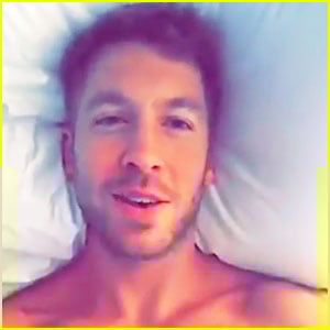 Calvin Harris Is Shirtless in Bed in New Snapchat Video! | Calvin