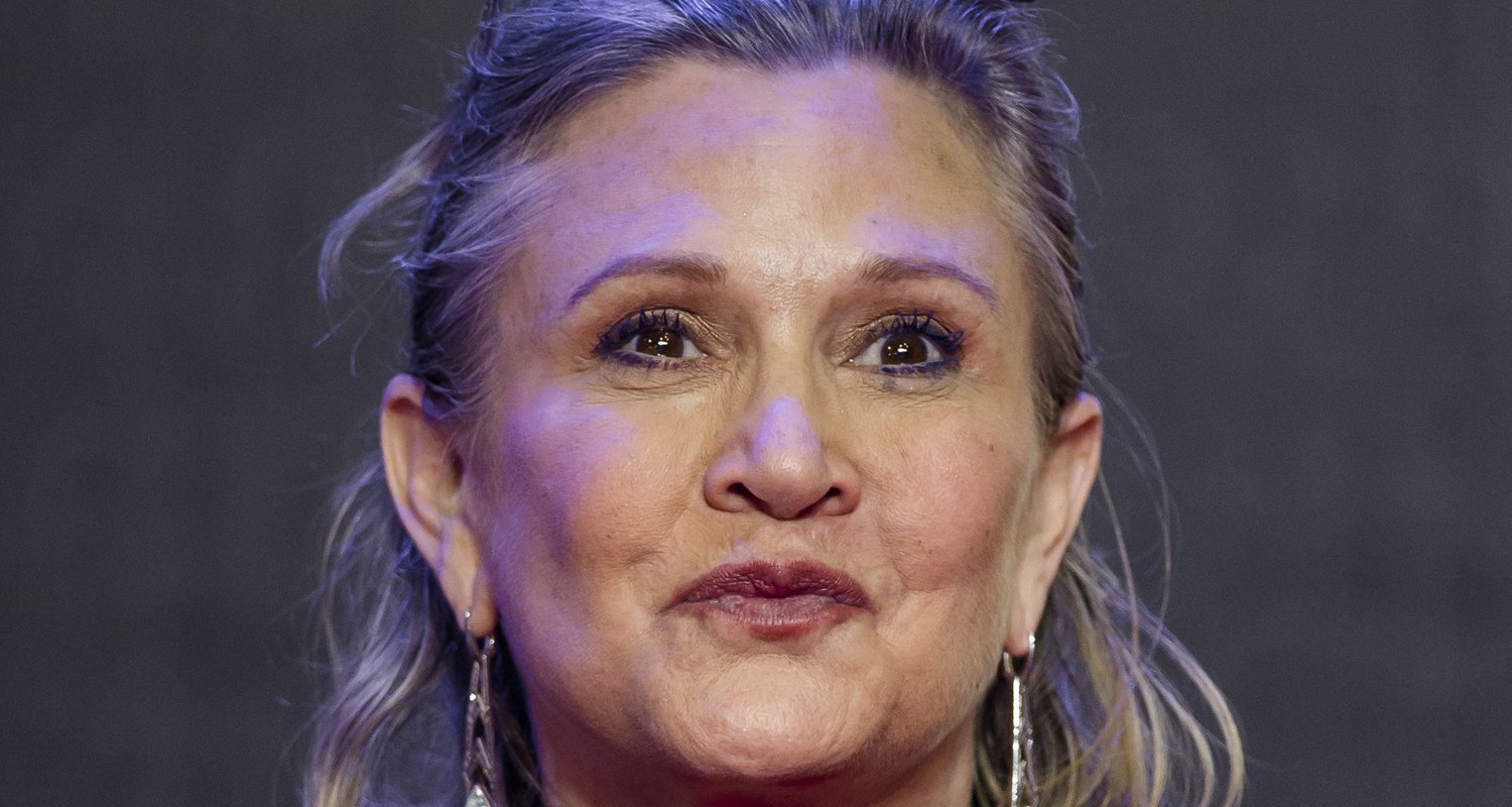 Carrie Fisher ‘Unresponsive’ After Heart Attack, On Ventilator at LA