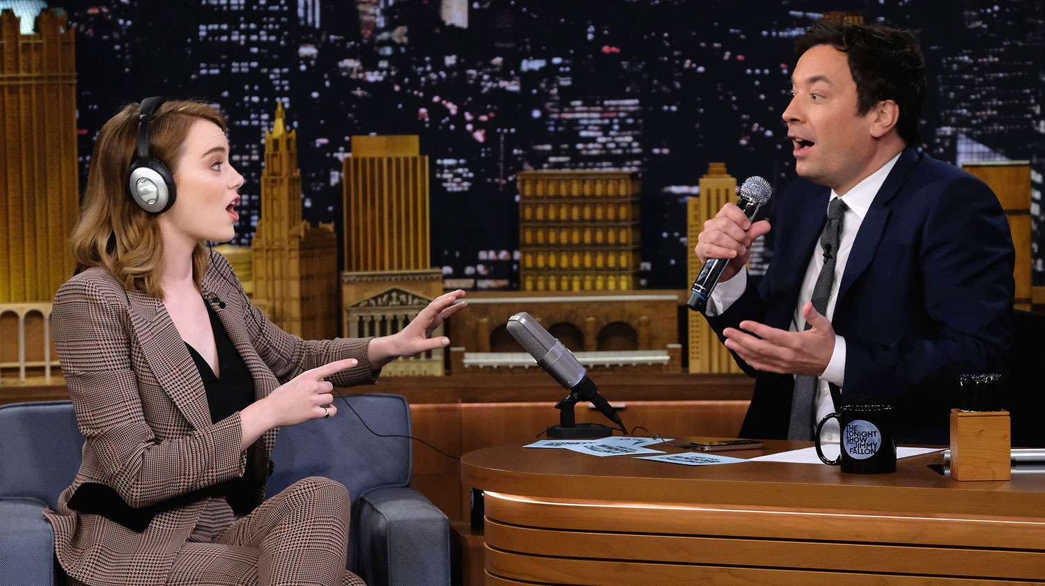 VIDEO Emma Stone Plays the Singing Whisper Challenge with Jimmy Fallon