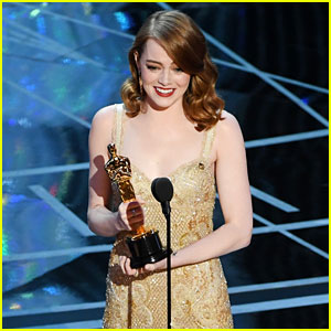 Ryan Gosling’s Reaction to Emma Stone’s Oscar Win is a Must See | 2017