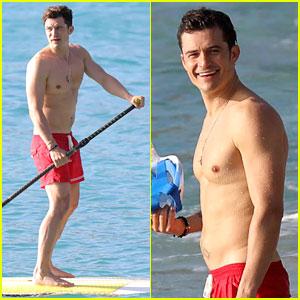 Orlando Bloom Goes Paddle Boarding, But Keeps His Shorts On! | Orlando