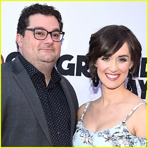 Bobby Moynihan Reveals He's Expecting Baby Girl with 'Wonder Woman' Themed Post!