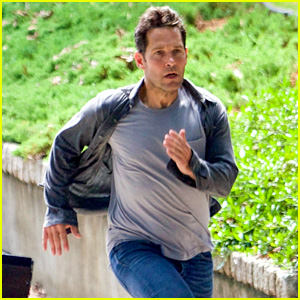Paul Rudd Runs as Scott Lang for 'Avengers: Infinity War'