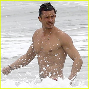 Orlando Bloom Goes Shirtless in Malibu for Labor Day Weekend