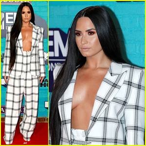 Demi Lovato Goes Topless Under Her Jacket at MTV EMAs 2017