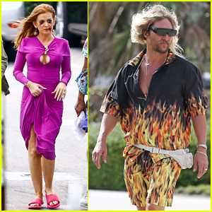 Isla Fisher & Matthew McConaughey Get Into Character on 'Beach Bum' Set