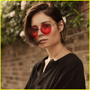 Meet Nina Nesbitt & 10 Fun Facts You Might Not Know About Her! (Exclusive)