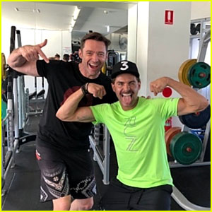 Hugh Jackman & Zac Efron Flaunt Their Muscles at the Gym!
