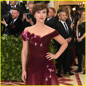 Scarlett Johansson Defends Choice to Wear Marchesa Gown to Met Gala 2018
