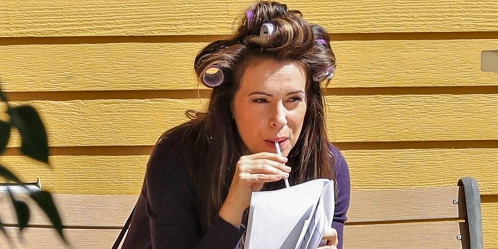 Alyssa Milano Rocks Hair Rollers While Filming ‘Tempting Fate’ in