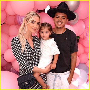 Ashlee Simpson & Evan Ross Bring Daughter Jagger to Petite ‘n Pretty