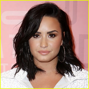 Demi Lovato Rushed to Hospital for Overdose - Report