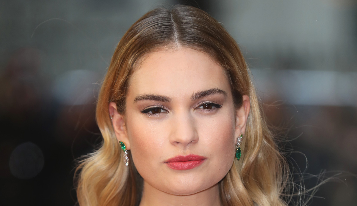 Lily James Won’t Return for ‘Downton Abbey’ Movie Here’s the Reason(02)