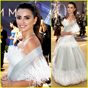 Penelope Cruz Stuns on the Red Carpet at Emmys 2018!