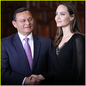 Angelina Jolie Travels to Peru to Help Venezuelan Refugees