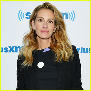 Julia Roberts First Discovered She Was Famous Inside a Bathroom Stall!