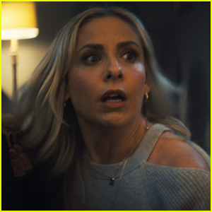 Olay's Super Bowl 2019 Commercial Stars Sarah Michelle Gellar in a Scary Situation!