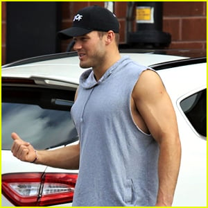 The Bachelor's Colton Underwood Bares Buff Muscles After a Workout with Jake Miller