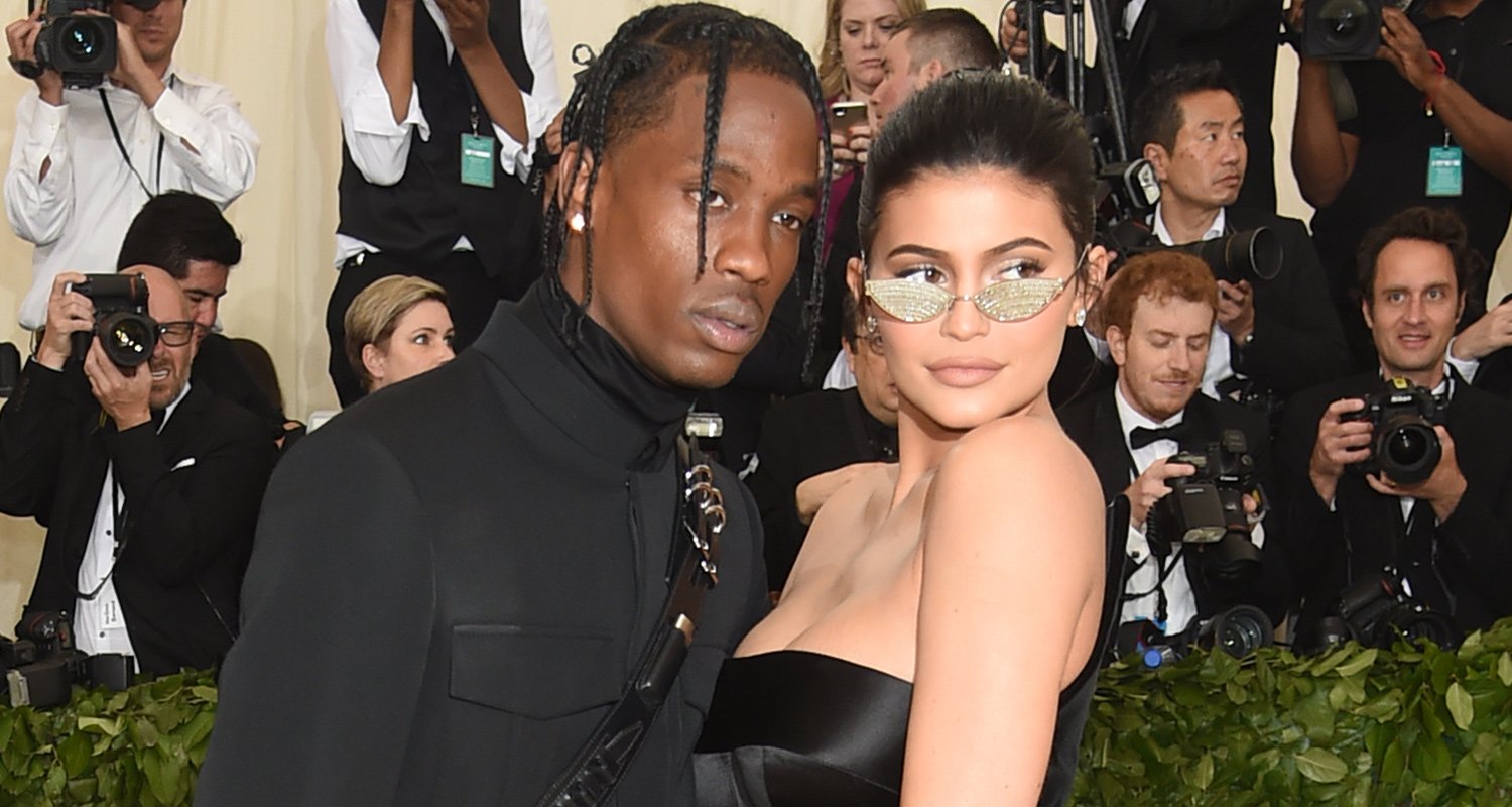 Kylie Jenner Makes Grand Gesture For Travis Scott’s Birthday! Kylie(02)
