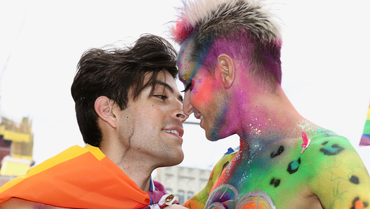 Frankie Grande Shares Kiss with Boyfriend Hale Leon on World Pride
