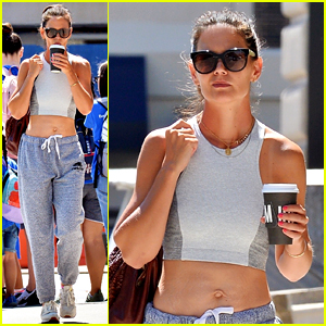 Katie Holmes Bares Toned Body in a Crop Top After a Workout