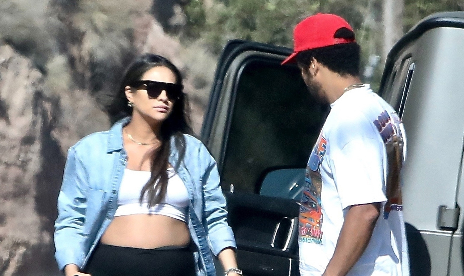 Pregnant Shay Mitchell Wears a Crop Top for a Weekend BBQ | Matte Babel