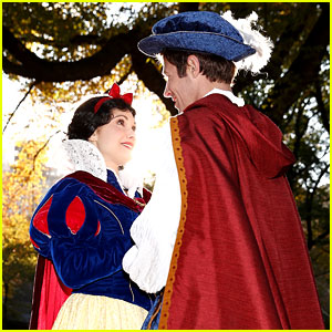 Disney's Live-Action 'Snow White' Movie Reportedly Starts Casting Disney's  Live-Action 'Snow White' Movie Reportedly Starts Casting | Disney, Movies, snow  white | Just Jared