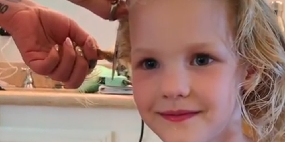 James Van Der Beek Shares Video of Young Daughter Shaving Her Head