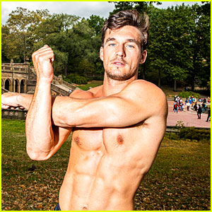 Tyler Cameron Reveals How They Eat in the ‘Bachelor’ House | Magazine