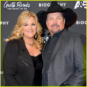 Garth Brooks & Trisha Yearwood Celebrate His Upcoming Biography Series