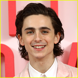 Timothee Chalamet Asked His Fans About Their Christmas Plans & They Gave Great Responses!