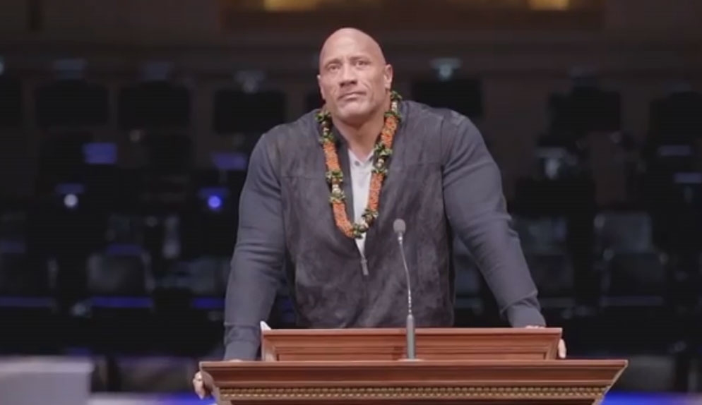 Dwayne Johnson Shares Video of Emotional Eulogy He Gave at His Father’s
