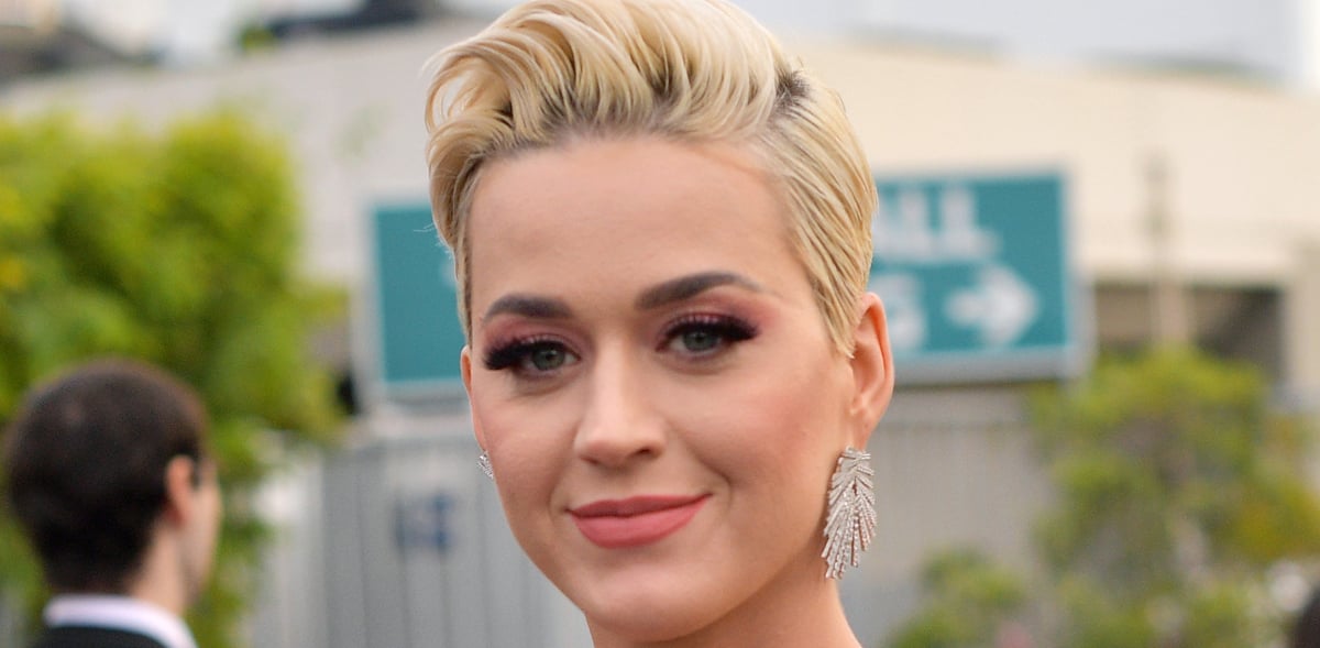 Katy Perry Thanks First Responders After Collapsing From Gas Leak(00)