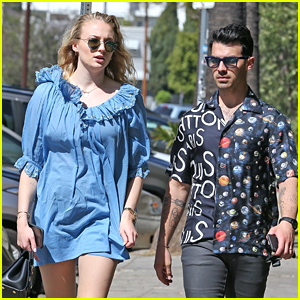 Pregnant Sophie Turner Wears Short Blue Dress Out With Joe Jonas