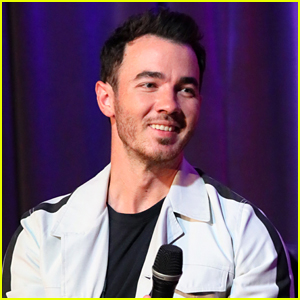 Kevin Jonas' Tweet About Kids Watching Commercials in 2020 is So Funny
